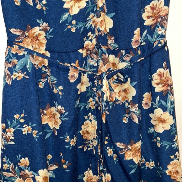 Dress XS EUC - Picture 8 of 15